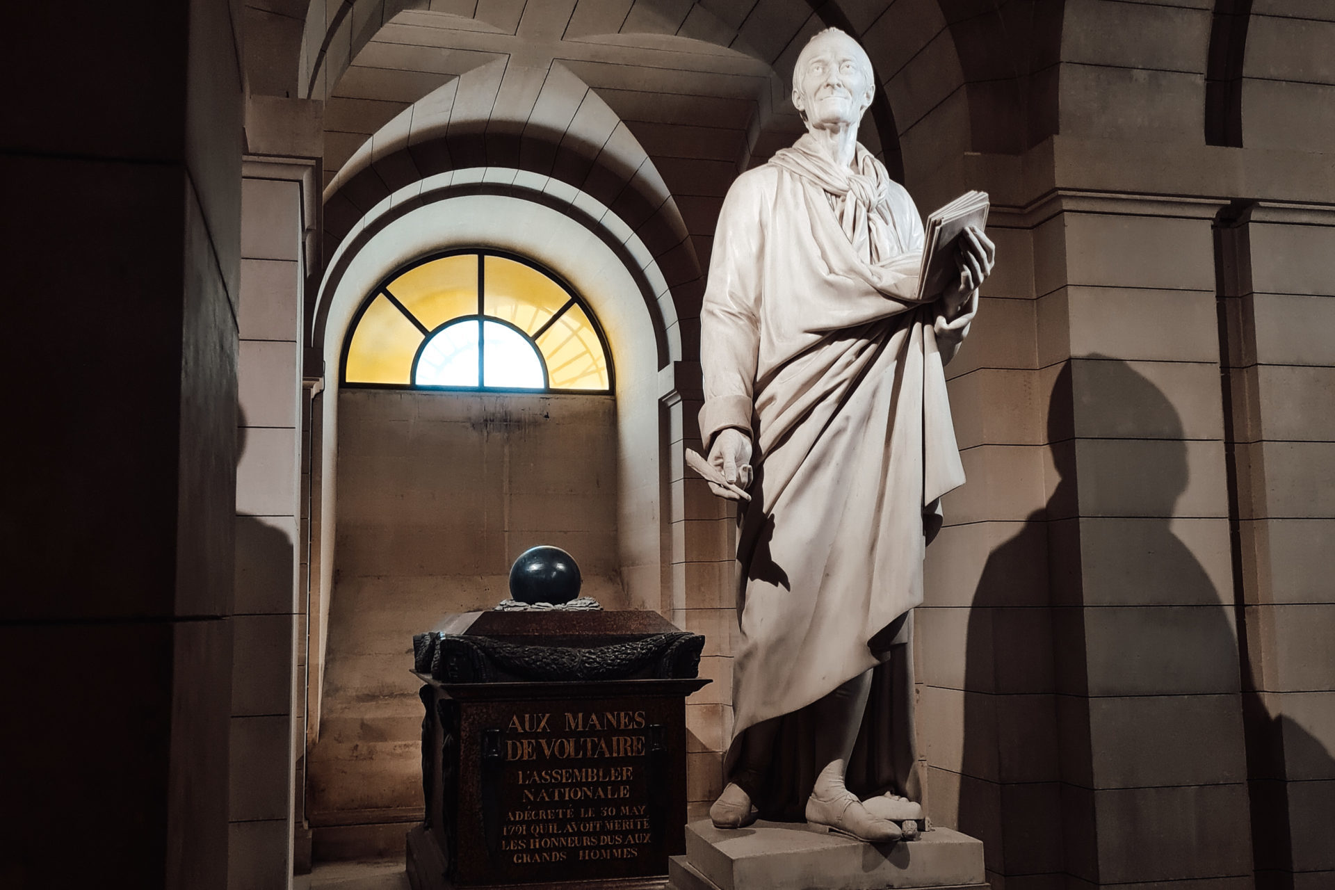 Grab von Voltaire im Panthéon